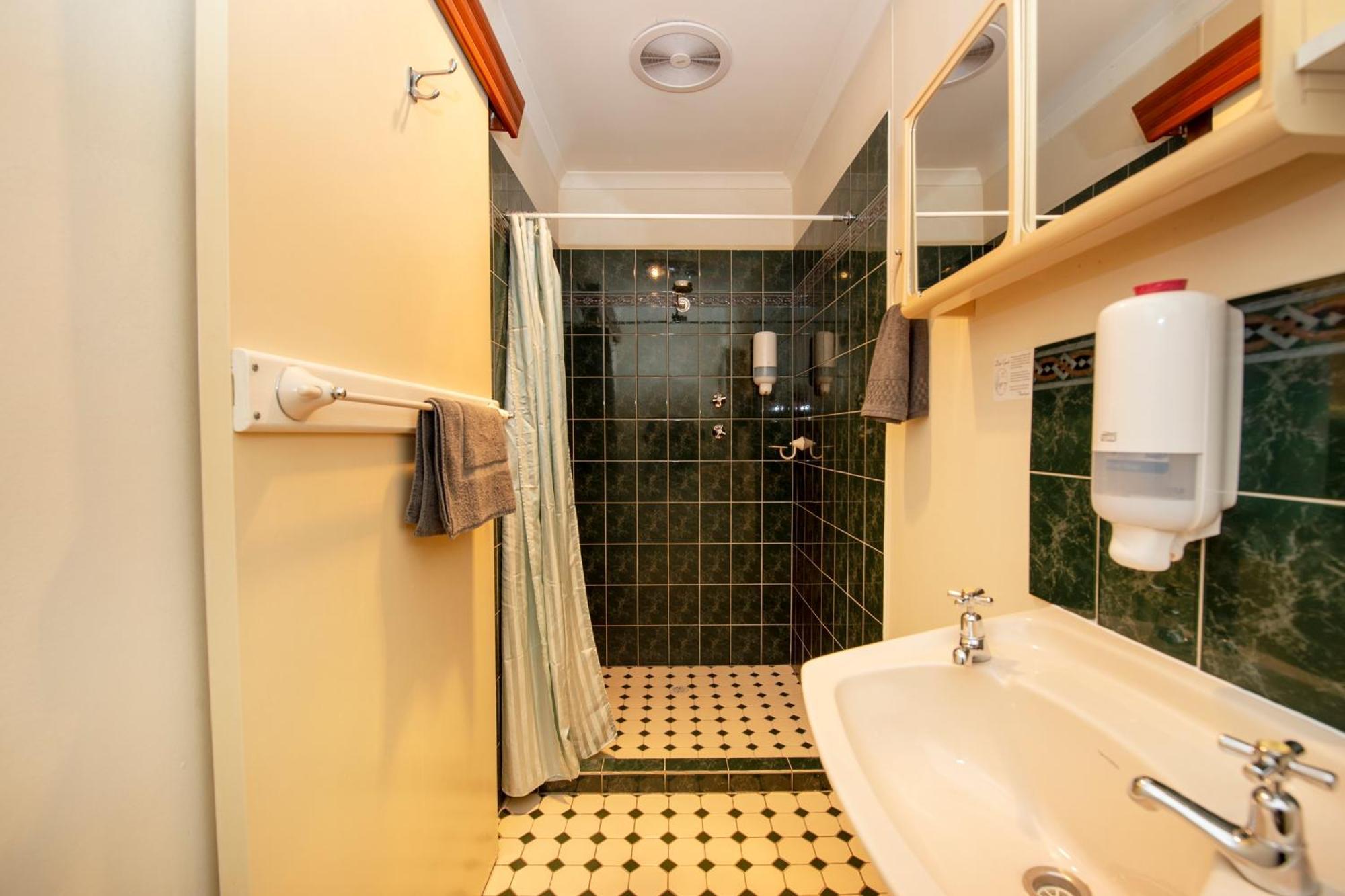 Ardrossan Hotel Motel Luaran gambar